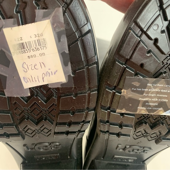 UGG NWT in box Shaye style black patent rain boots size 11 Gorgeous boots - Picture 10 of 14